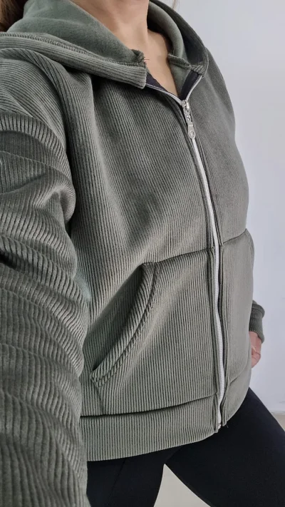 Campera de corderoy con plush